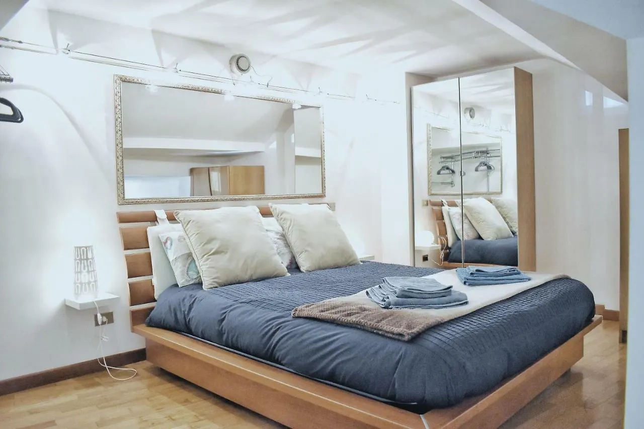 Appartamento Charming Design Loft Isola Milano Italia